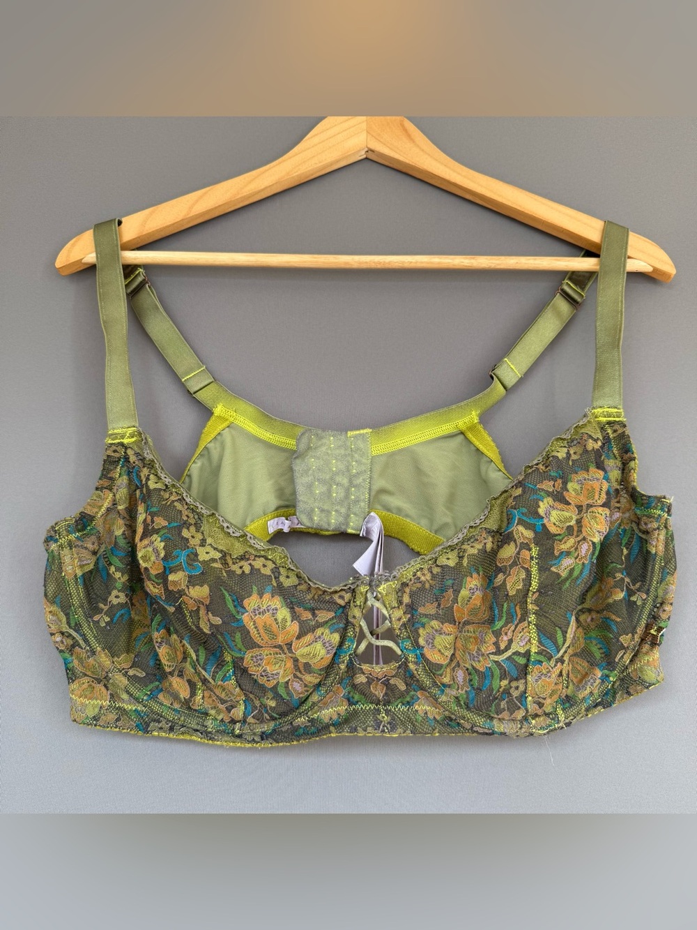 Savage X Fenty Floral Lace Underwire Bra Women Green 42DD Sheer Lingerie
